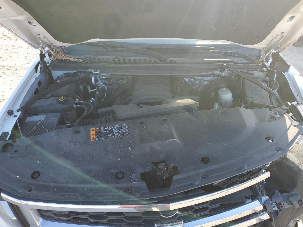 2018 Chevrolet Suburban - Image 12