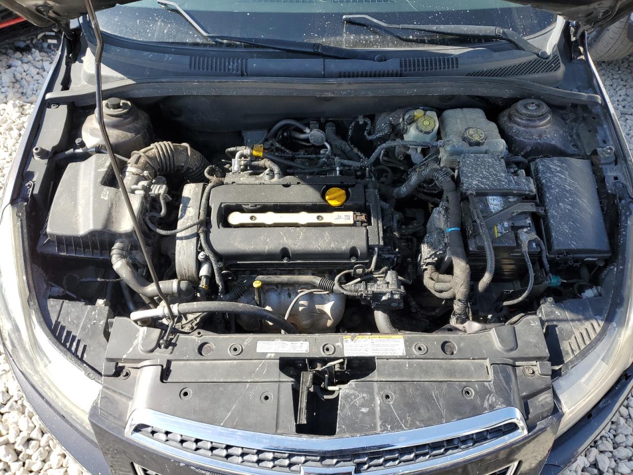 2014 Chevrolet Cruze - Image 11