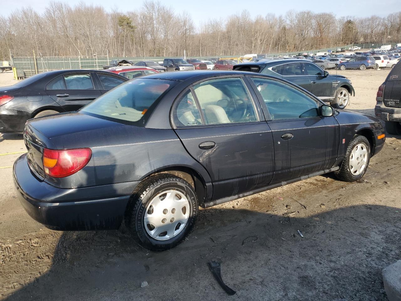 2002 Saturn SL - Image 3