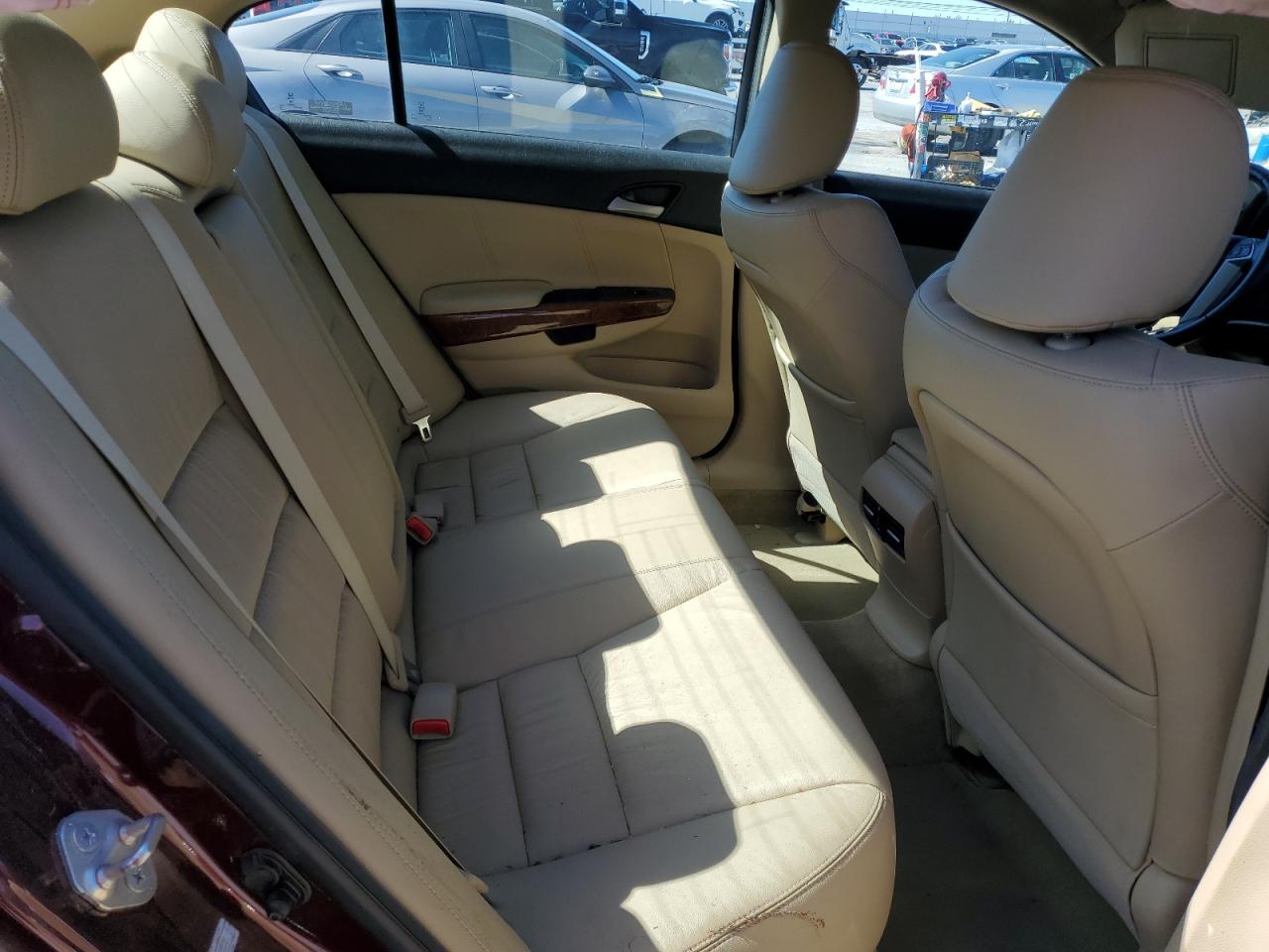 2012 Honda Accord - Image 10