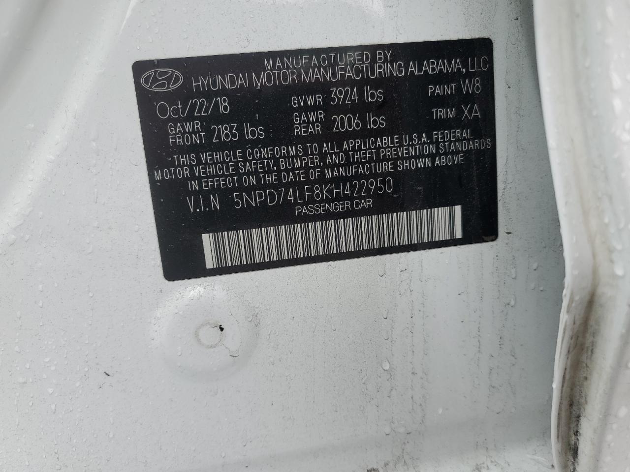 2019 Hyundai Elantra - Image 13