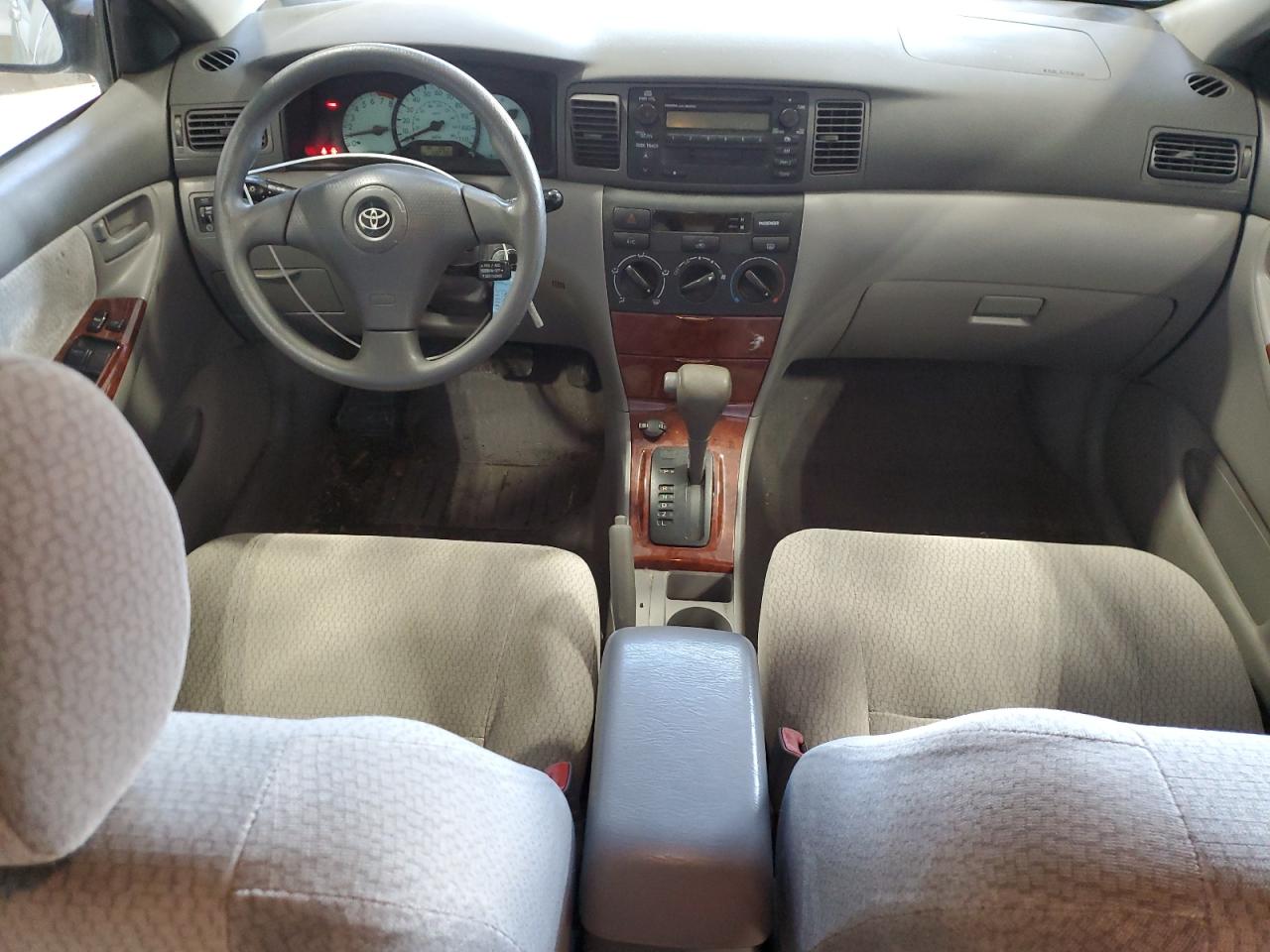 2004 Toyota Corolla - Image 8