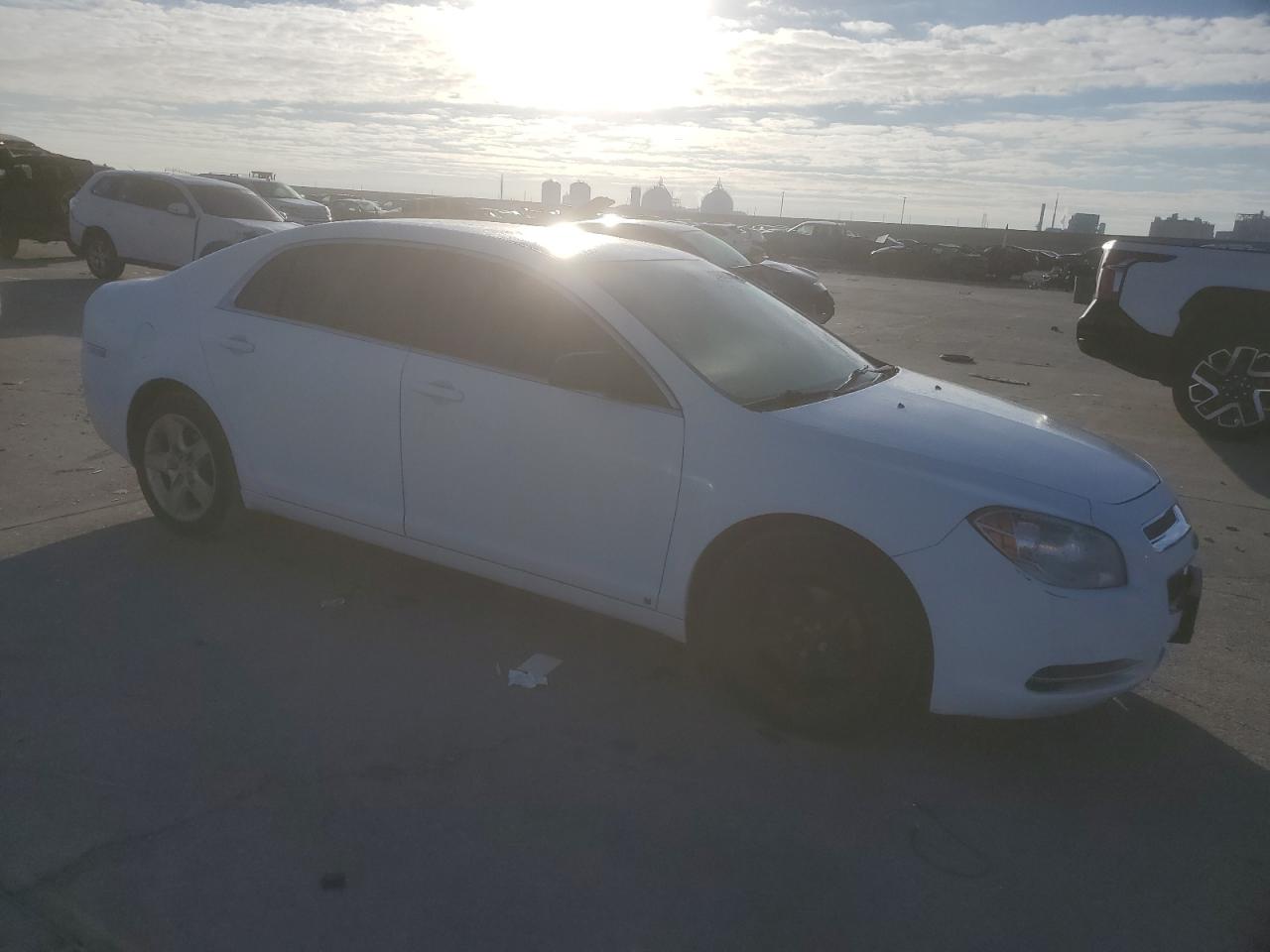 2009 Chevrolet Malibu - Image 4
