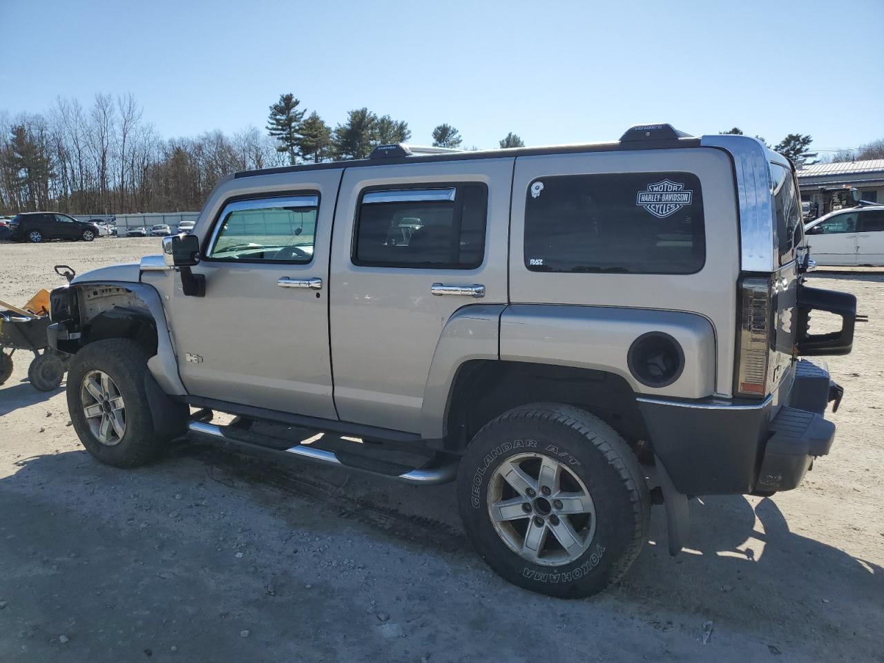 2006 Hummer H3 - Image 2