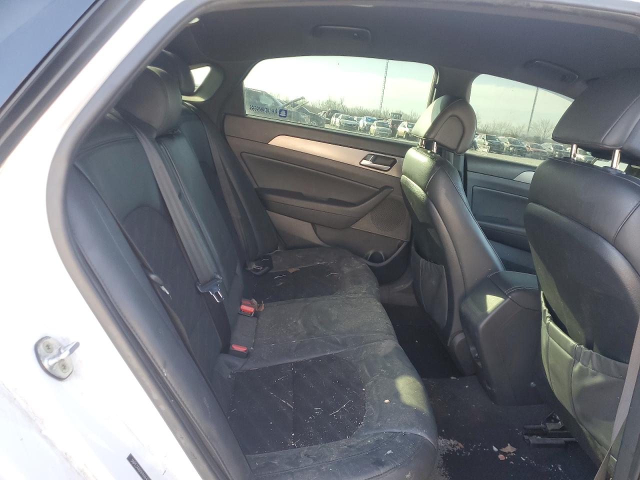 2017 Hyundai Sonata - Image 10