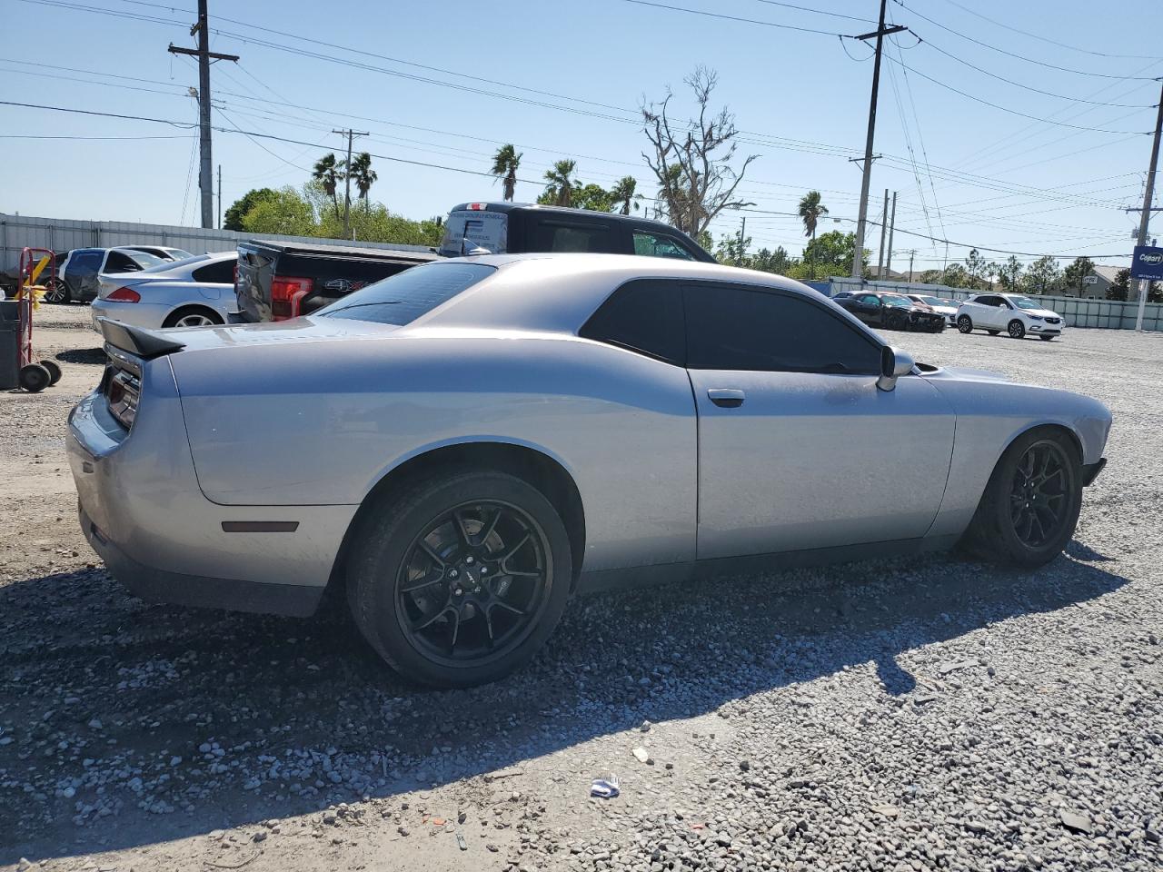 2015 Dodge Challenger - Image 3
