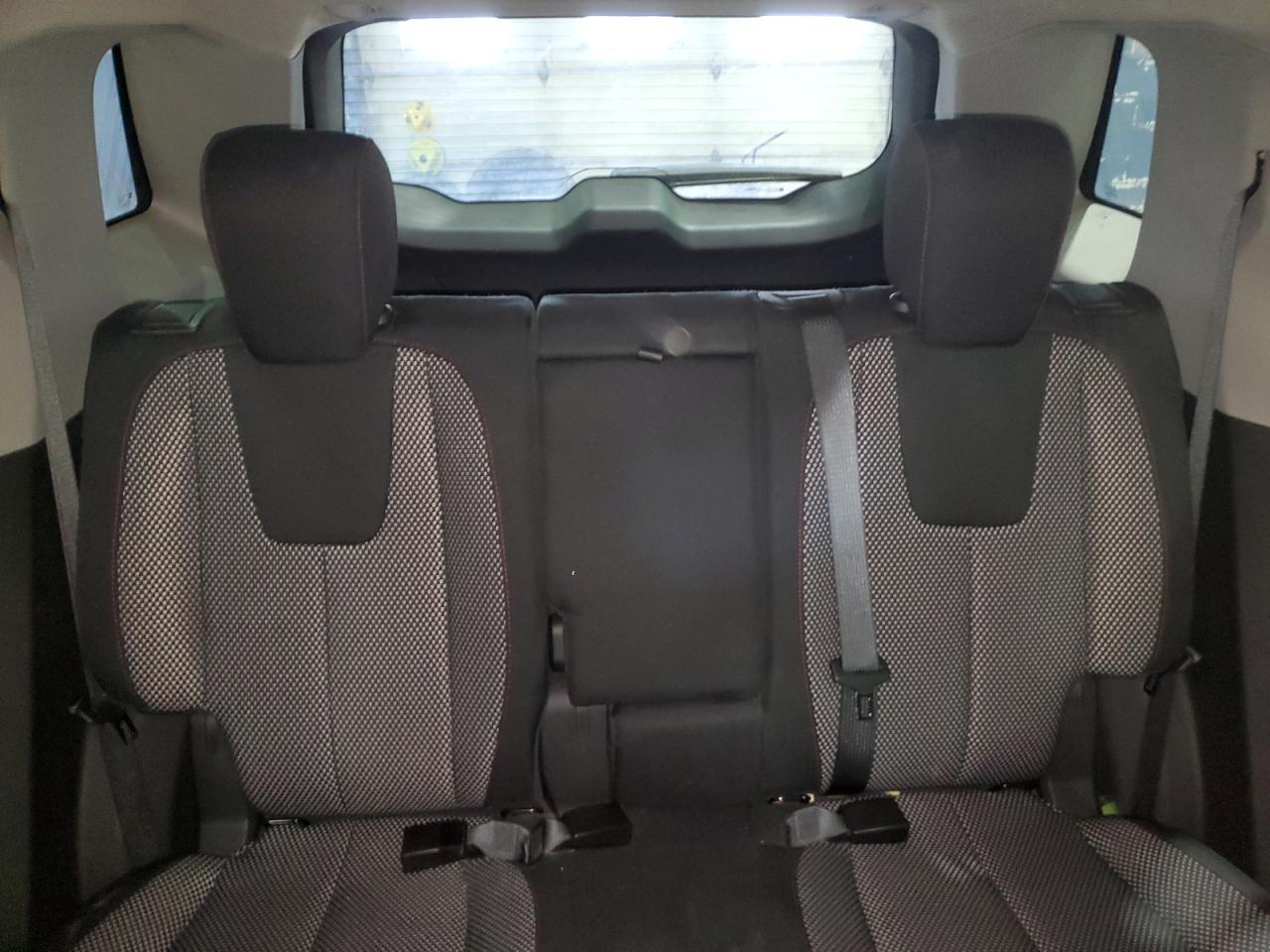 2015 GMC Terrain - Image 10