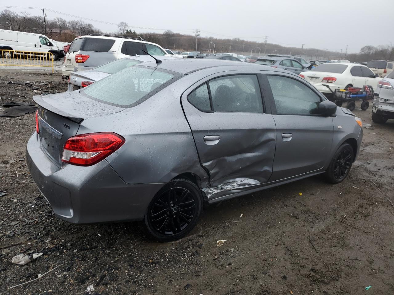 2022 Mitsubishi Mirage - Image 3