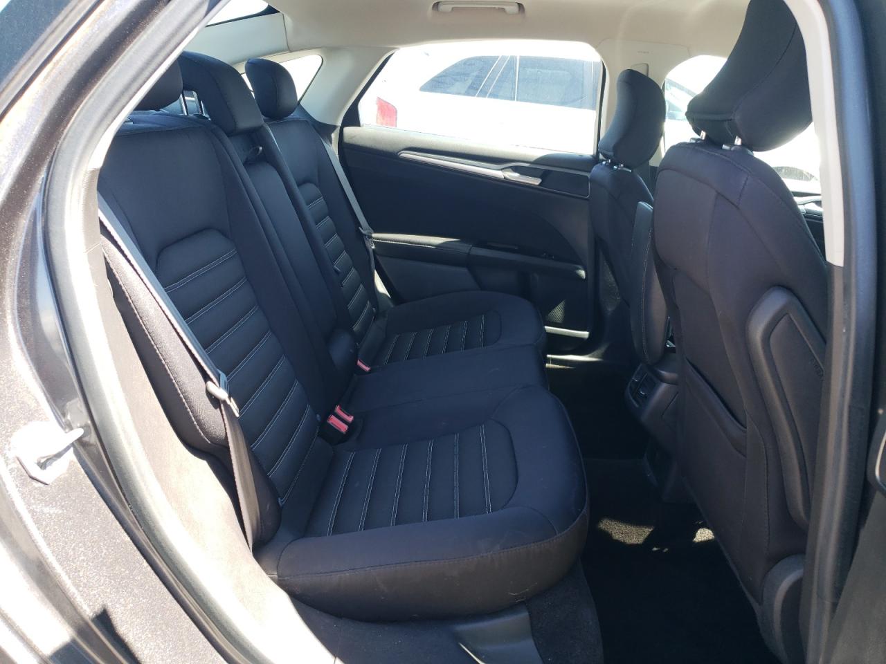 2015 Ford Fusion - Image 10