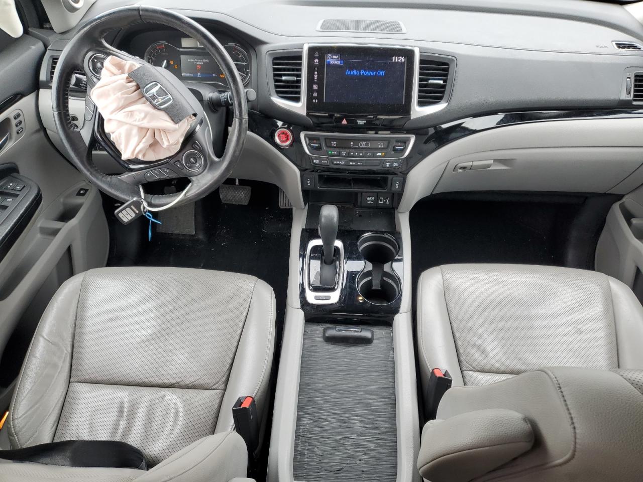 2019 Honda Ridgeline - Image 8
