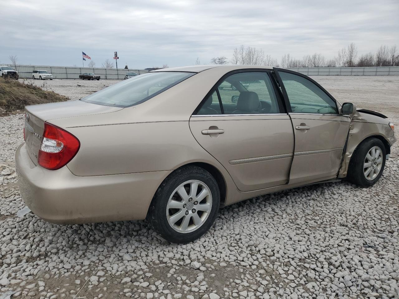 2002 Toyota Camry - Image 3