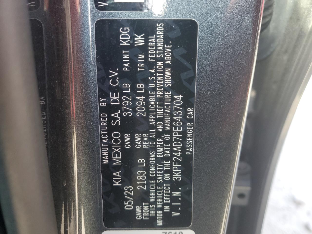 2023 Kia Forte - Image 13