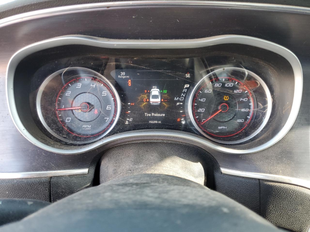 2018 Dodge Charger - Image 9