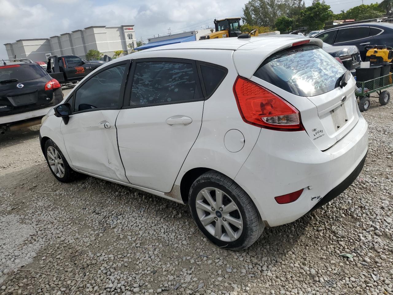 2013 Ford Fiesta - Image 2