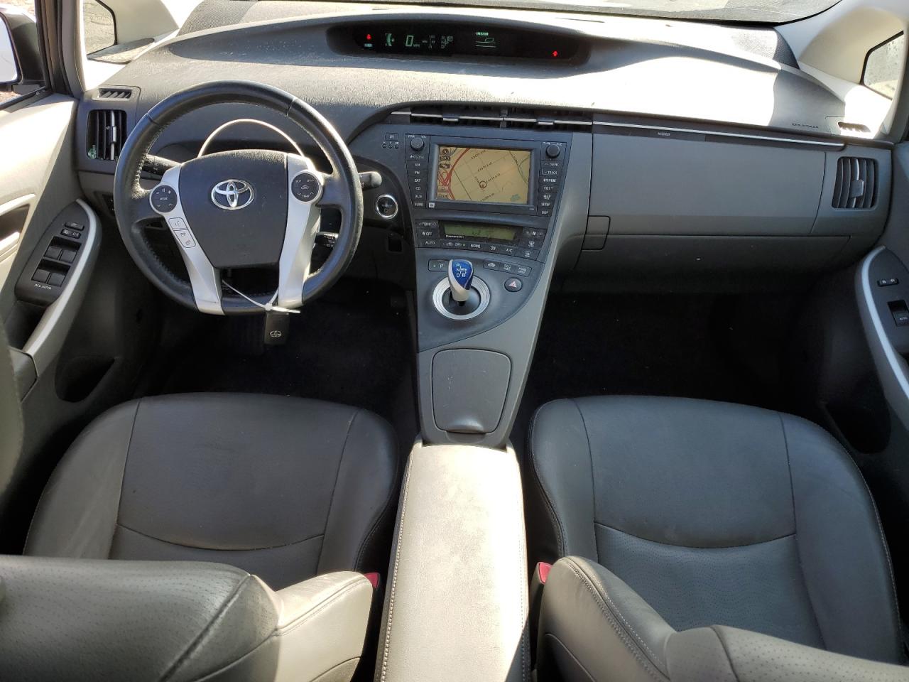2011 Toyota Prius - Image 8