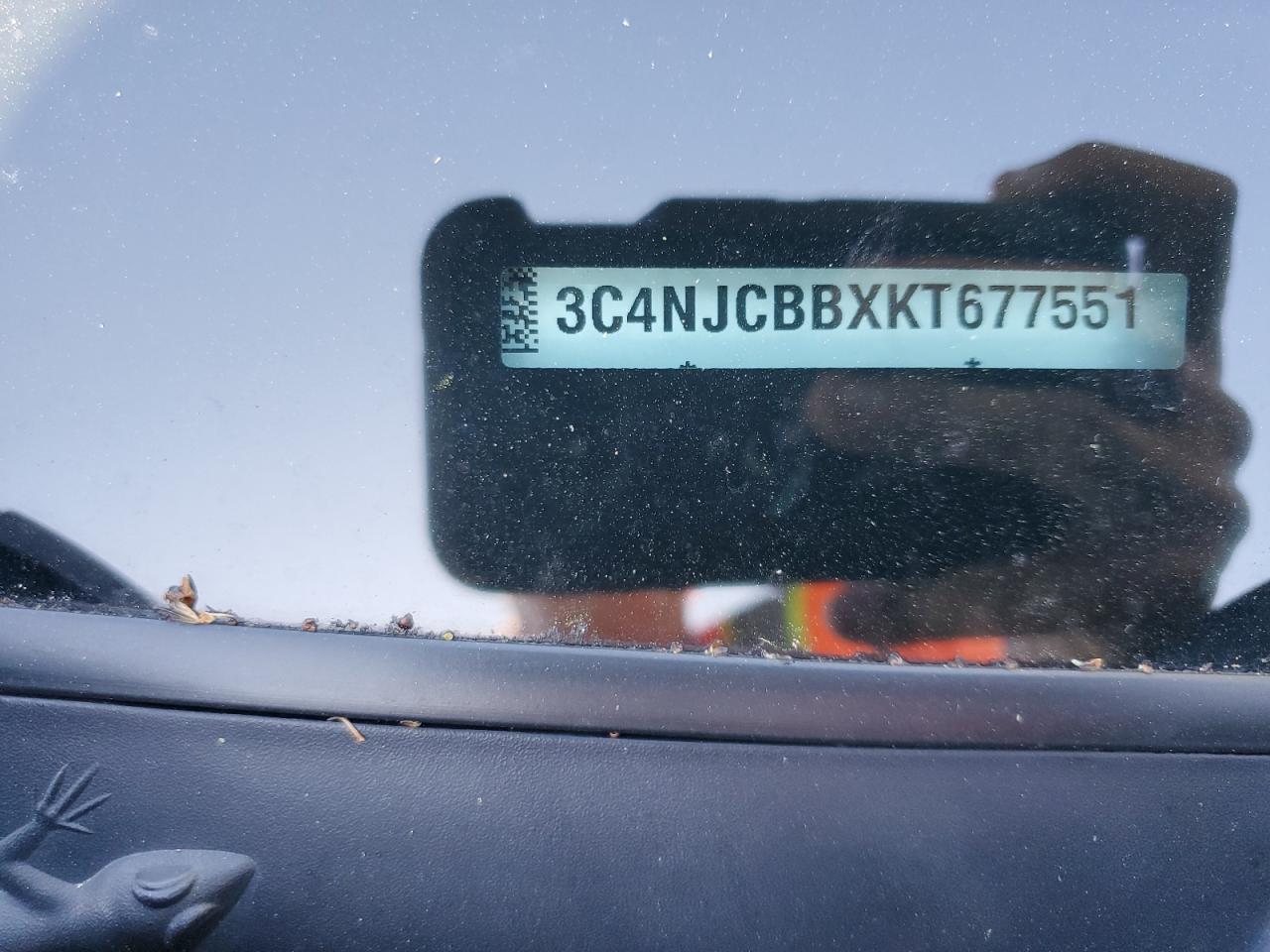 2019 Jeep Compass - Image 15