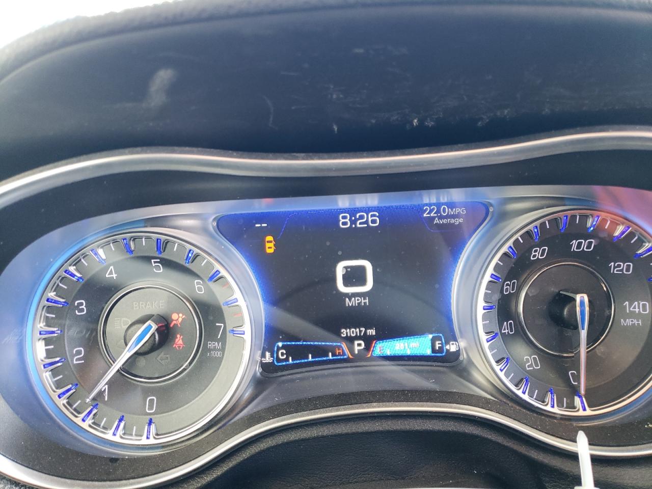 2019 Chrysler 300 - Image 9