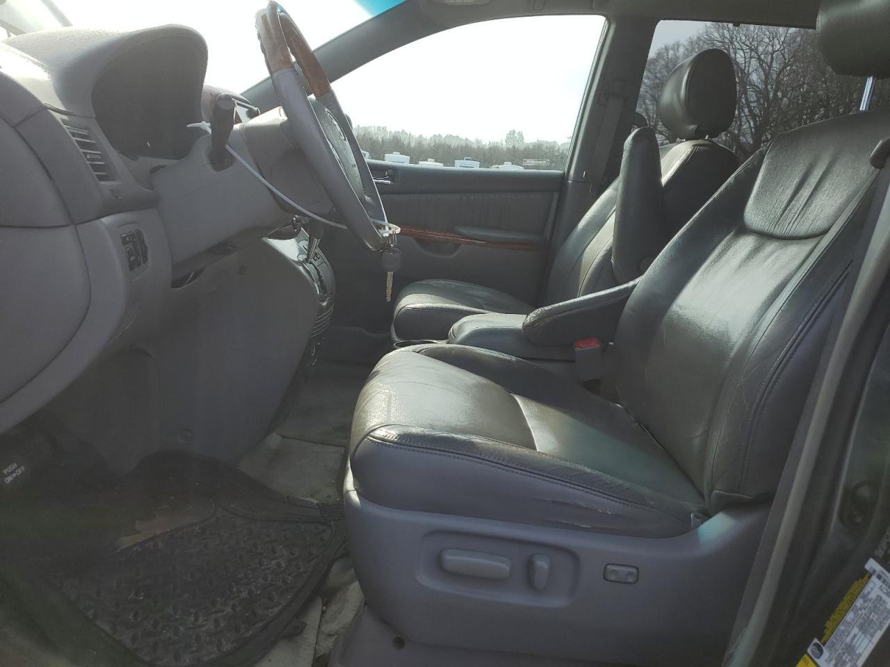 2006 Toyota Sienna - Image 7
