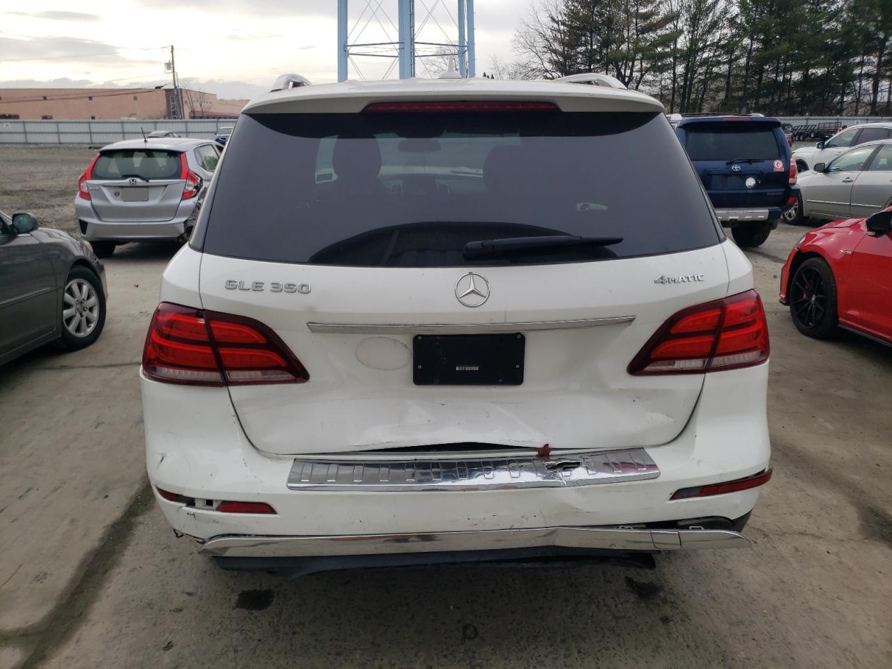 2018 Mercedes-Benz GLE - Image 6