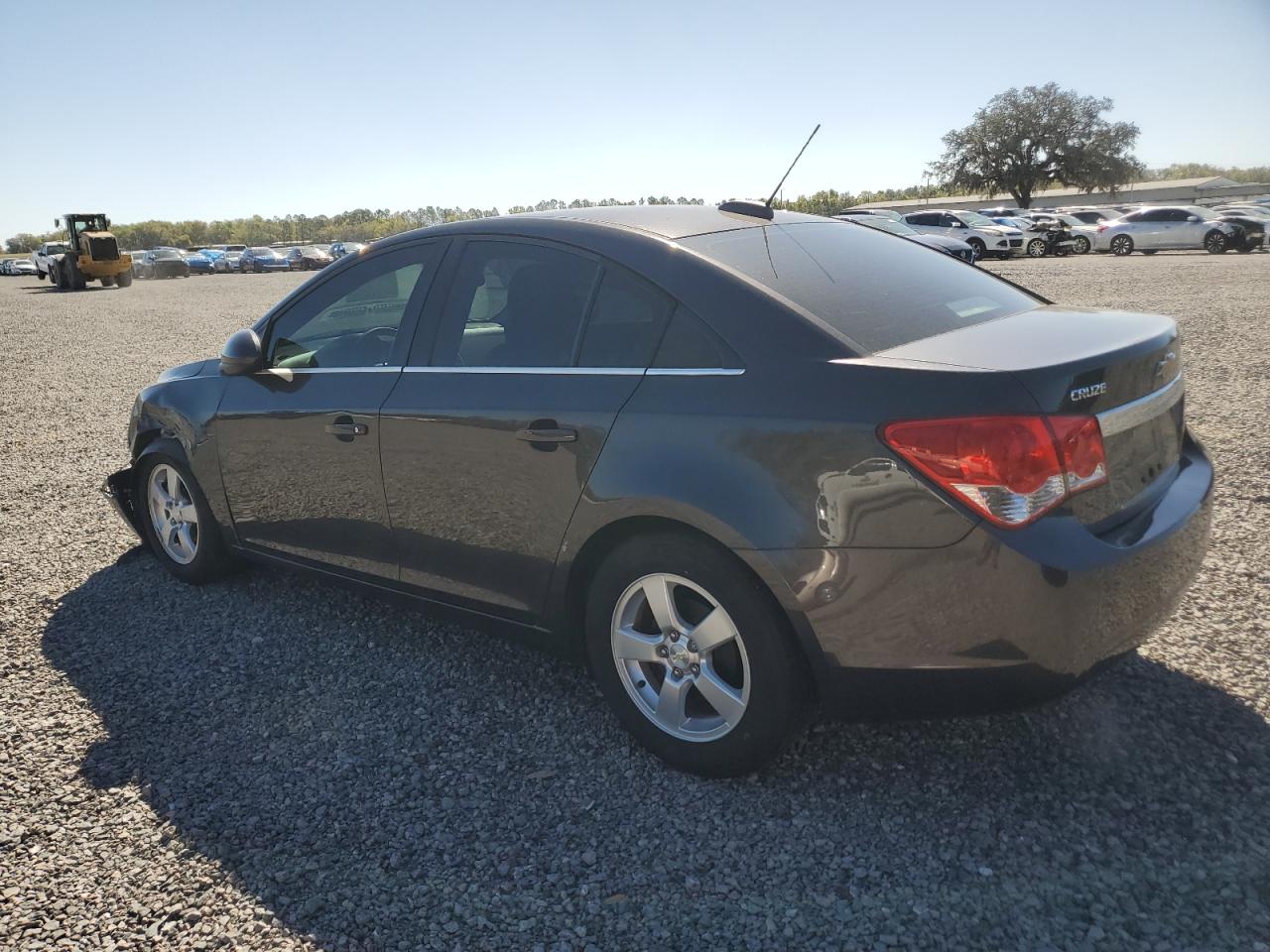 2015 Chevrolet Cruze - Image 2
