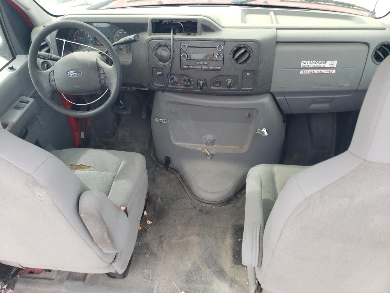 2016 Ford Econoline - Image 8
