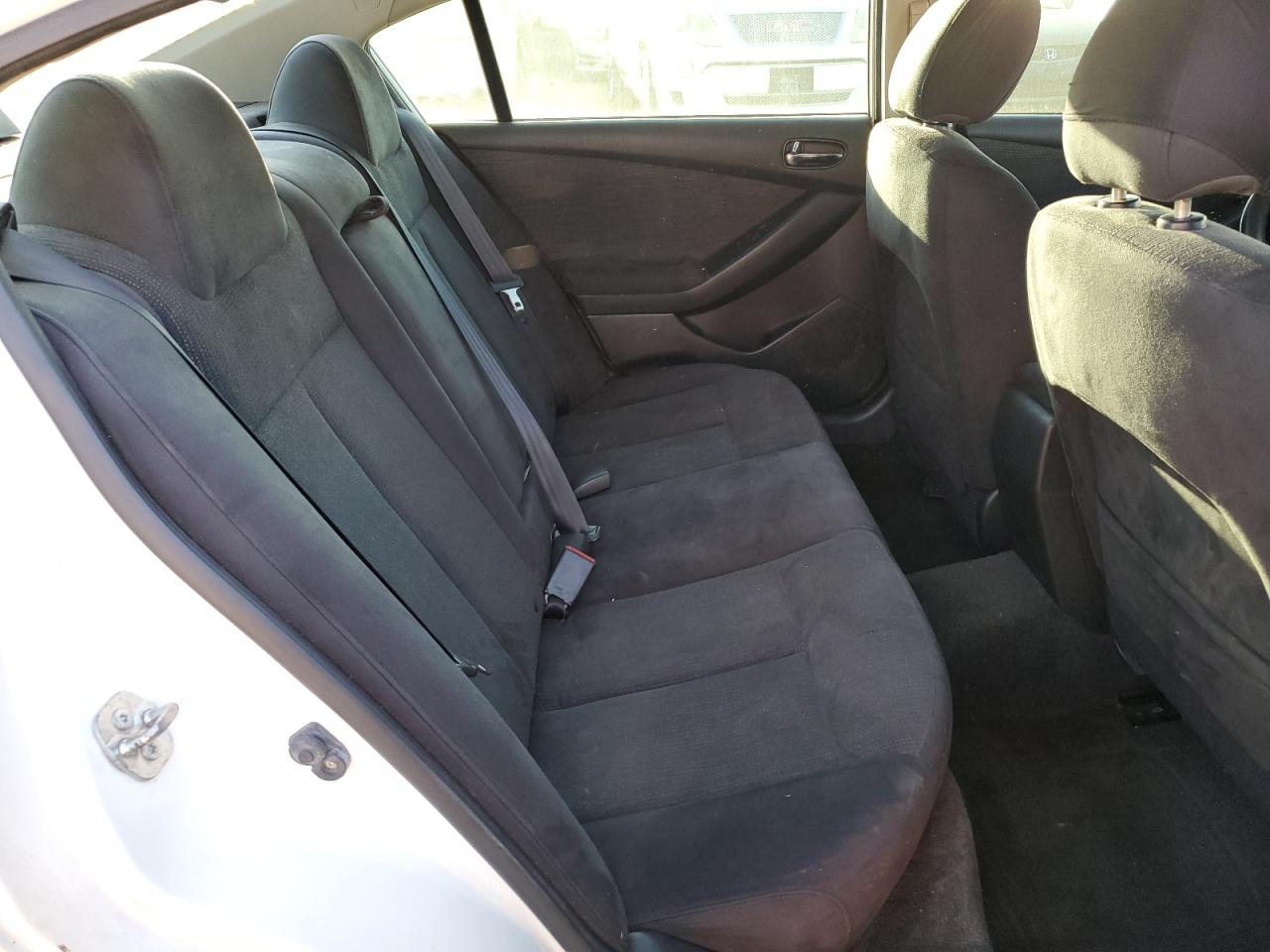 2012 Nissan Altima - Image 10