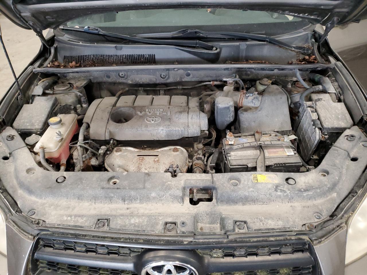 2010 Toyota RAV 4 - Image 12