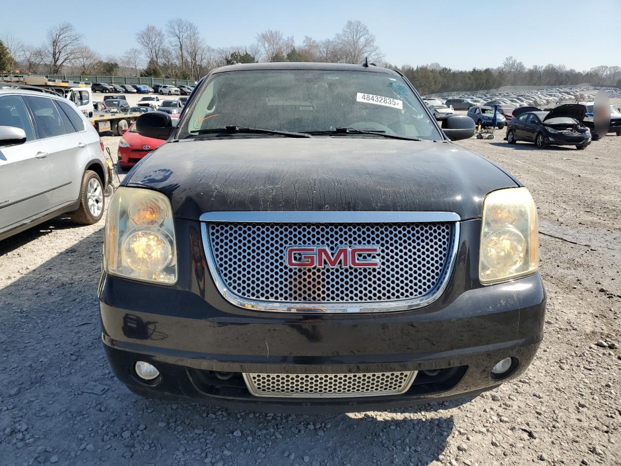 2011 GMC Yukon - Image 5