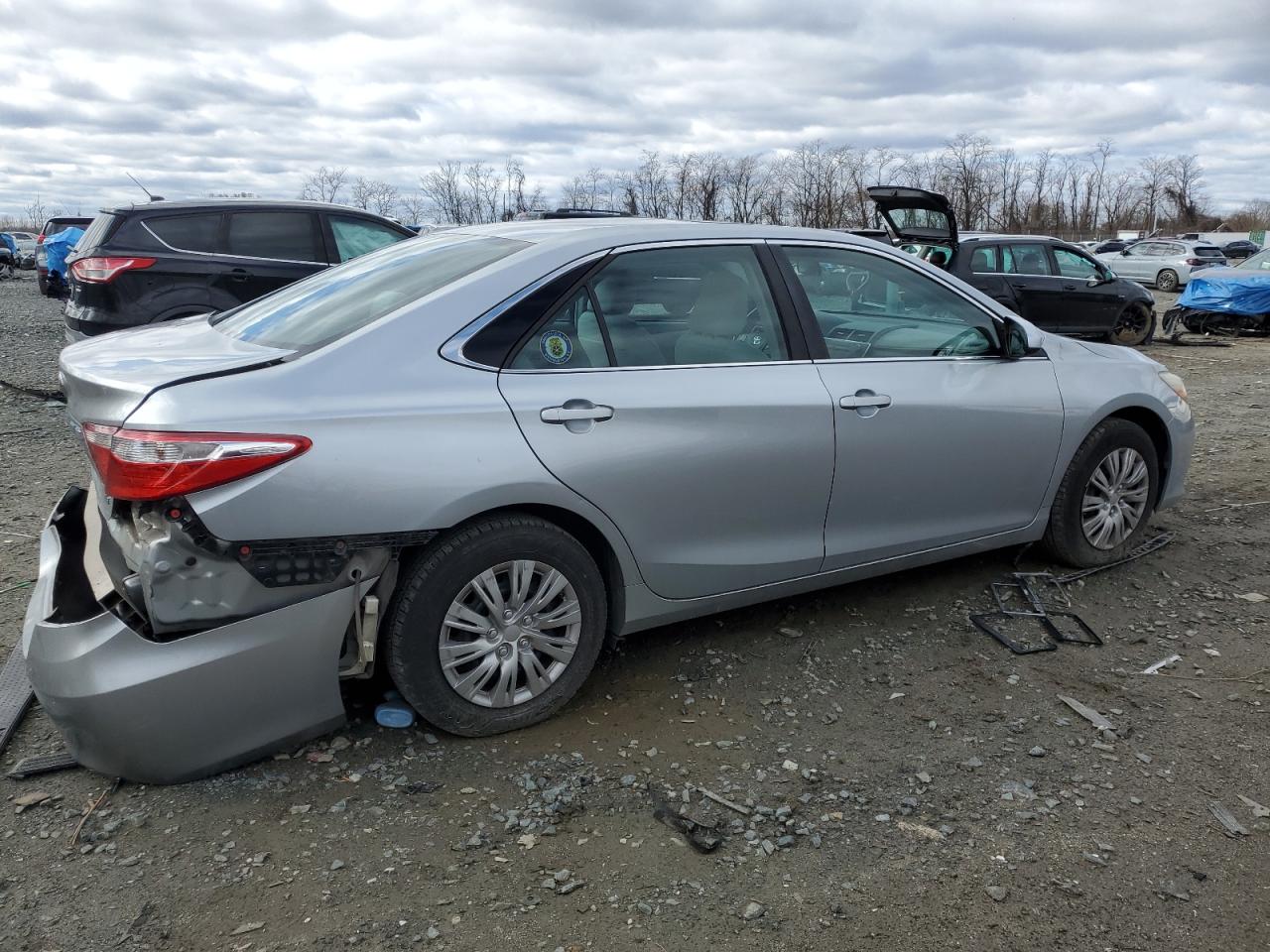 2015 Toyota Camry - Image 3