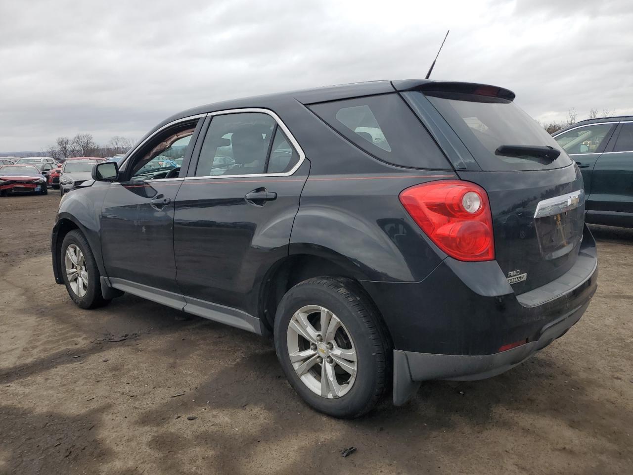 2011 Chevrolet Equinox - Image 2