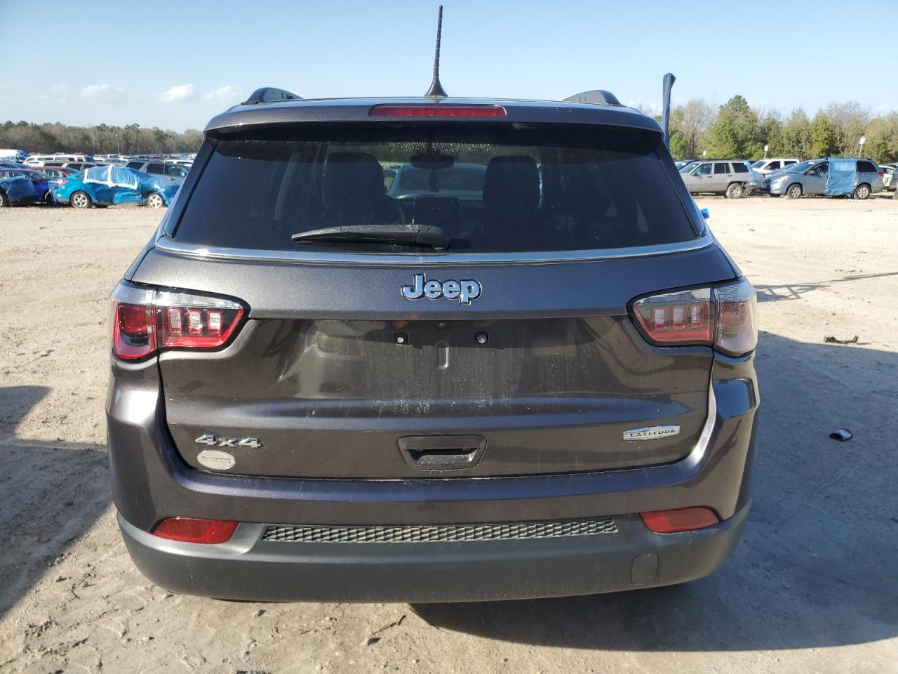 2022 Jeep Compass - Image 6