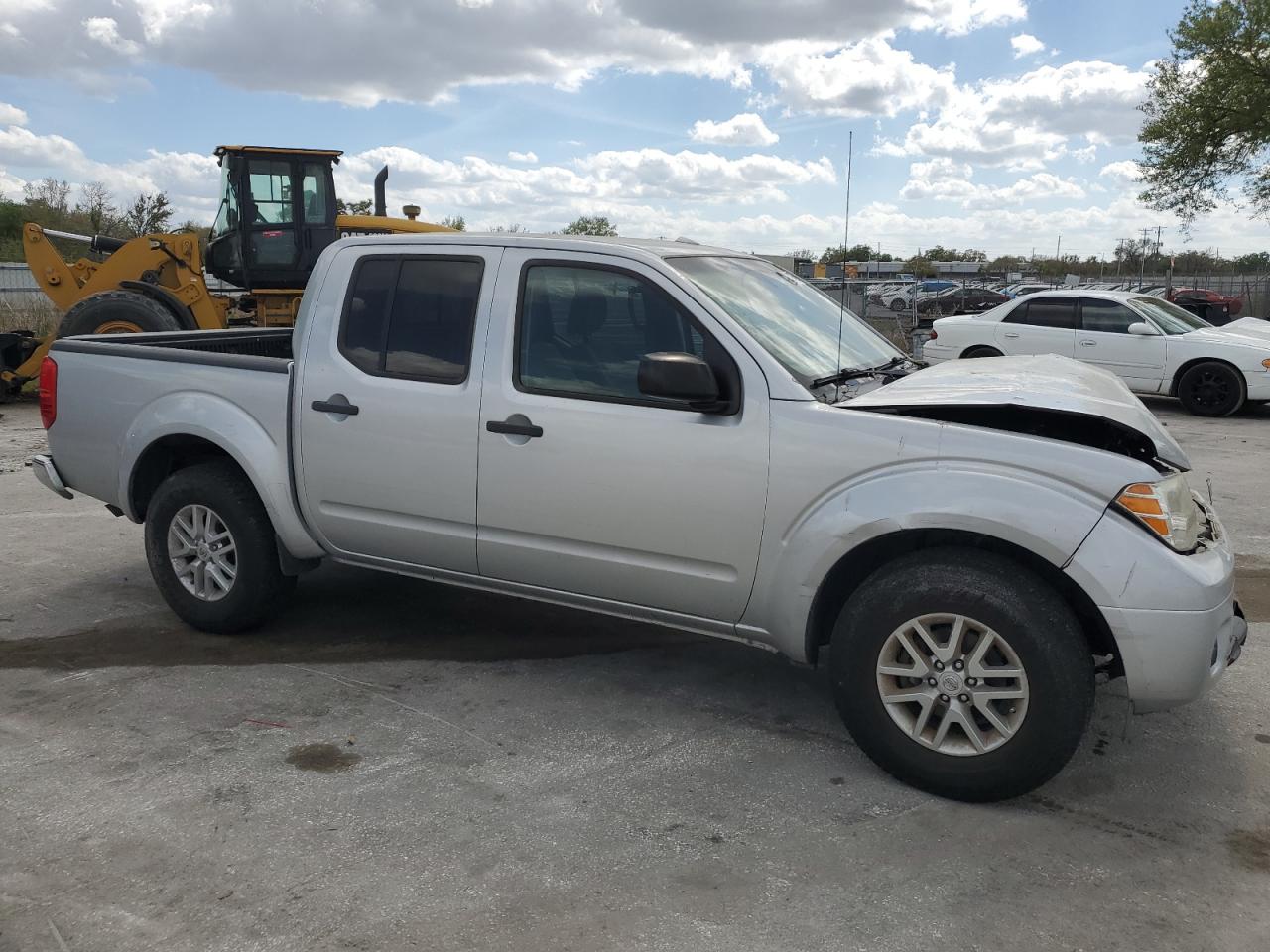 2015 Nissan Navara (Frontier) - Image 4