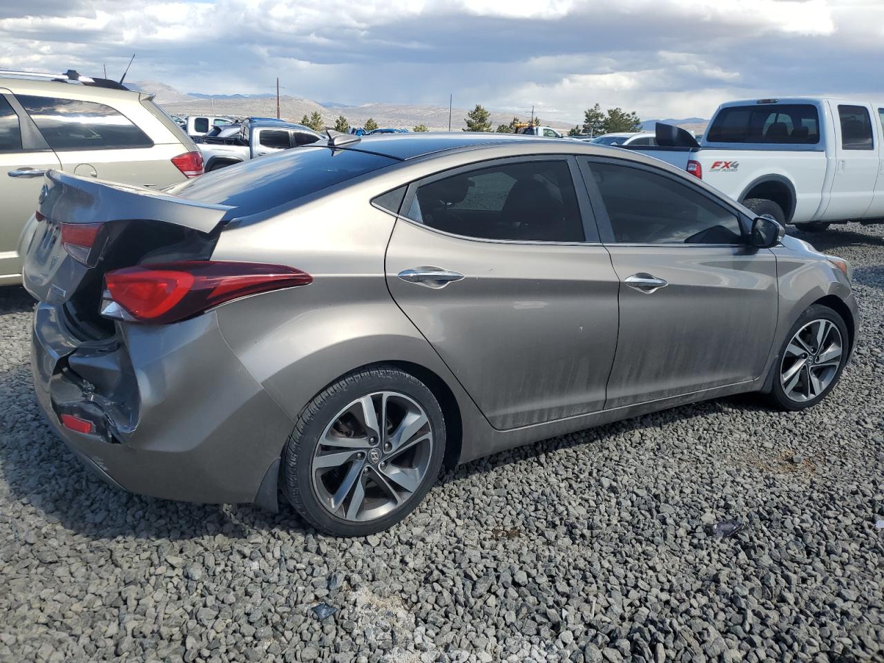 2014 Hyundai Elantra - Image 3