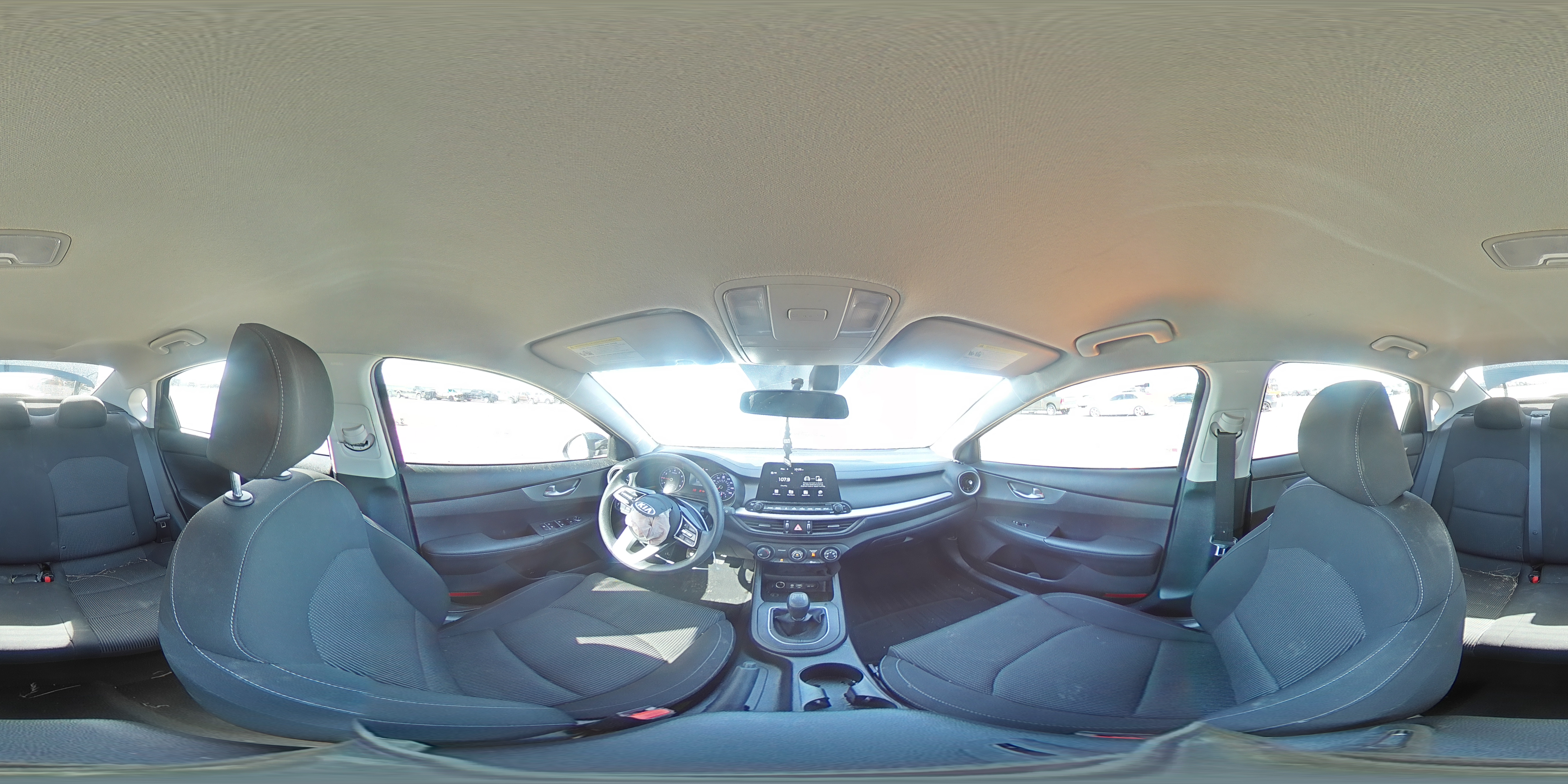 2021 Kia Forte - Image 12