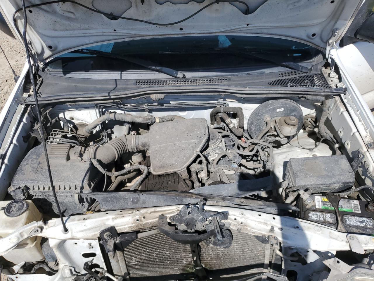 2013 Toyota Tacoma - Image 12
