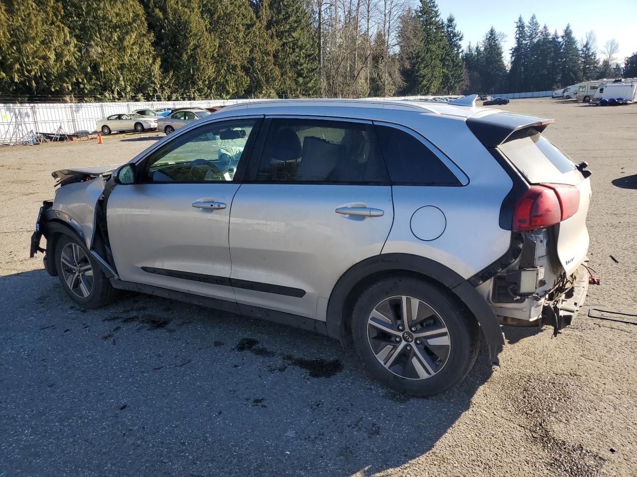 2020 Kia Niro - Image 2