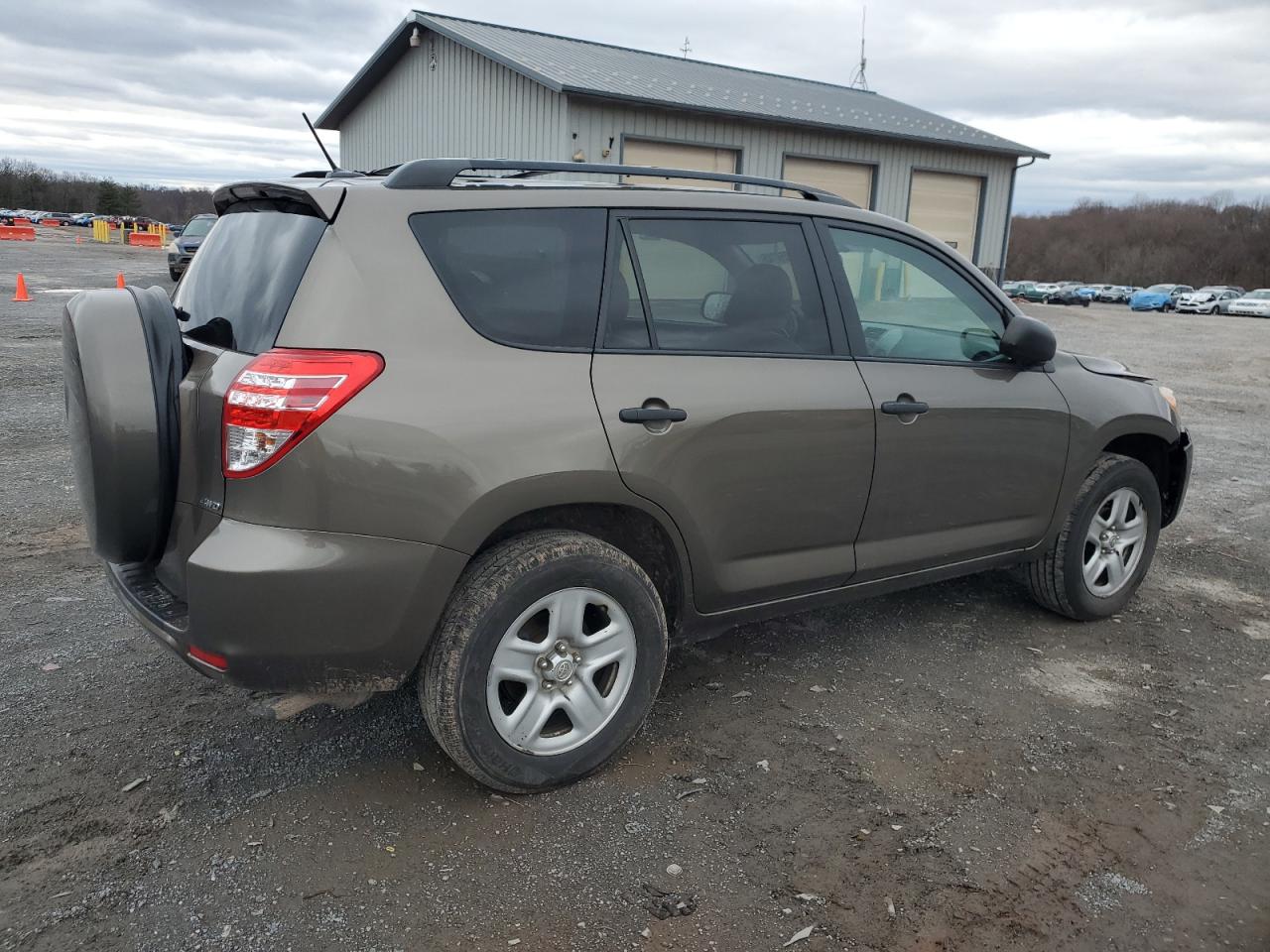 2011 Toyota RAV 4 - Image 3