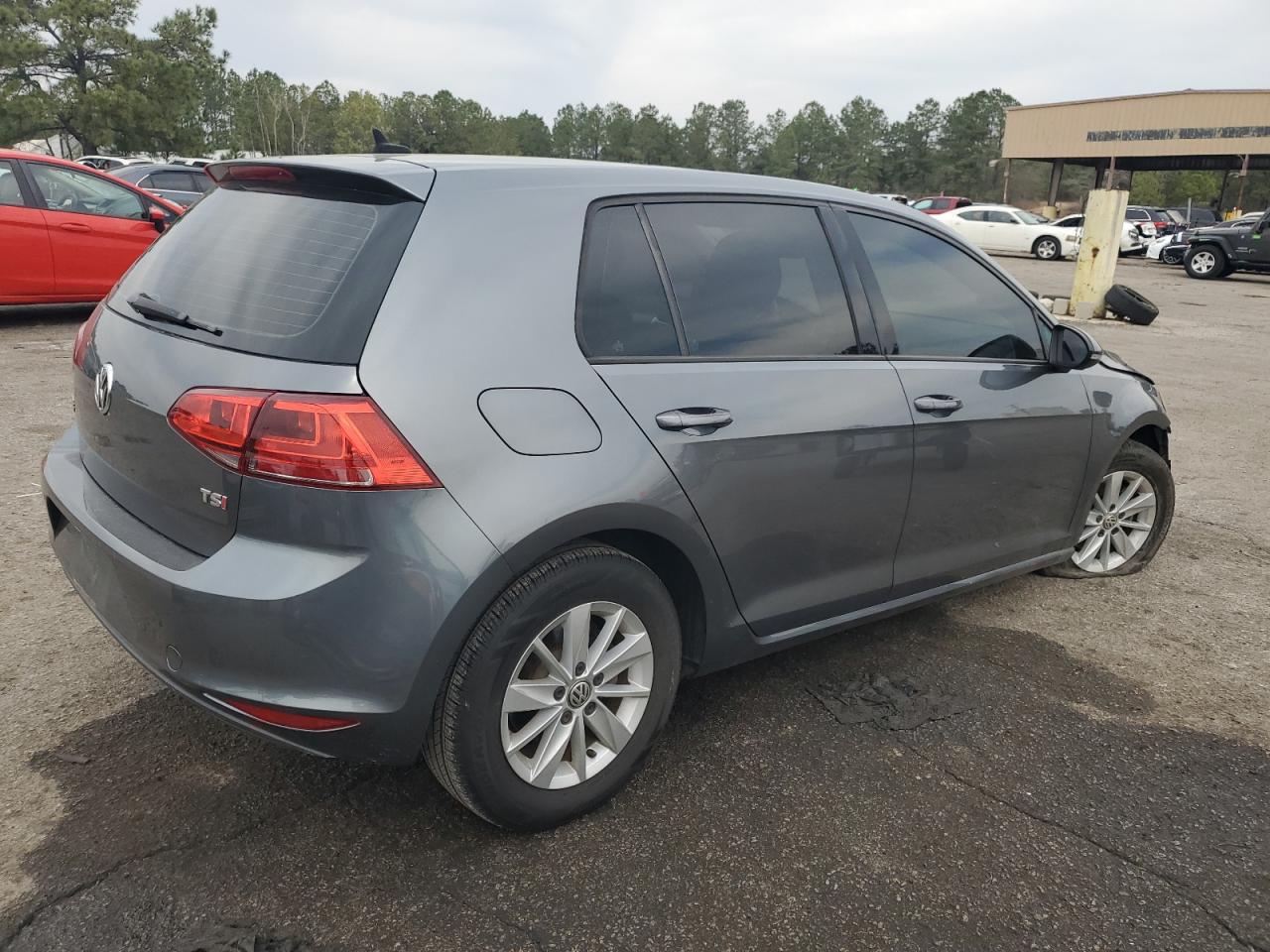 2016 Volkswagen Golf - Image 3