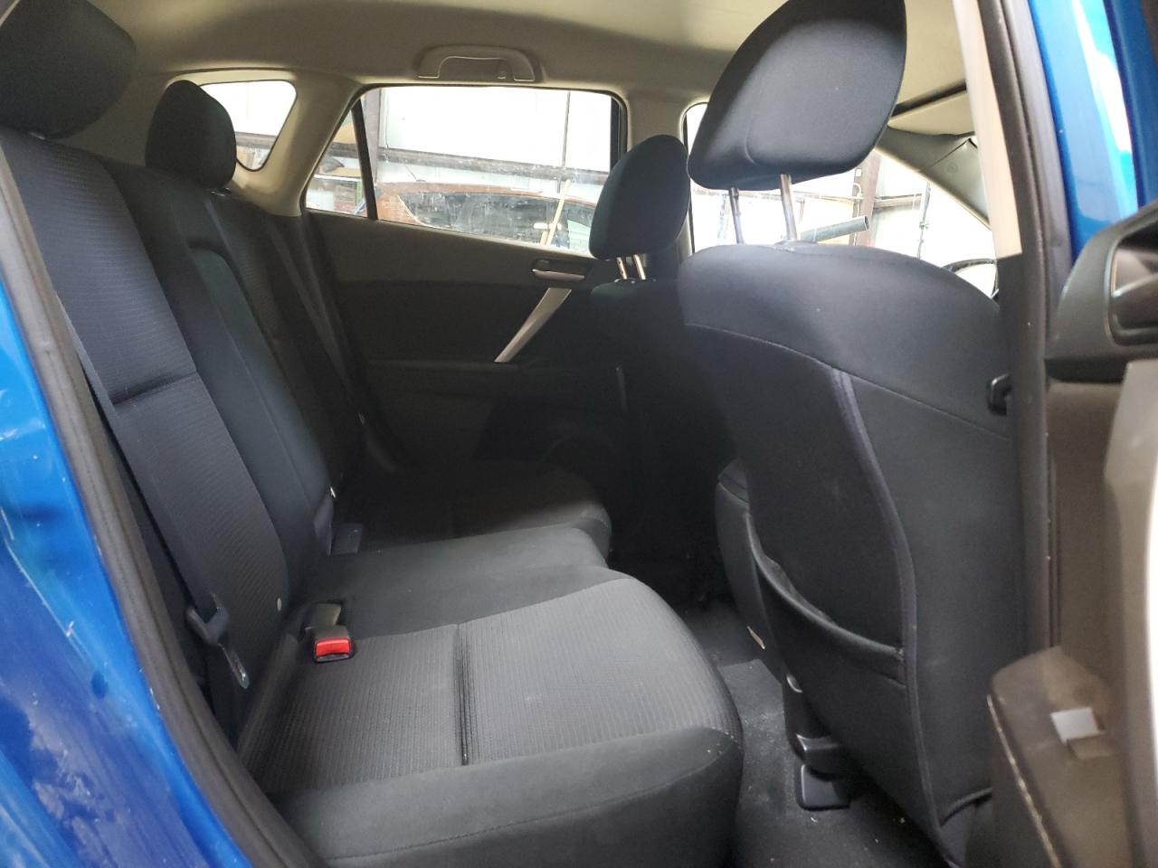 2012 Mazda 3 - Image 10