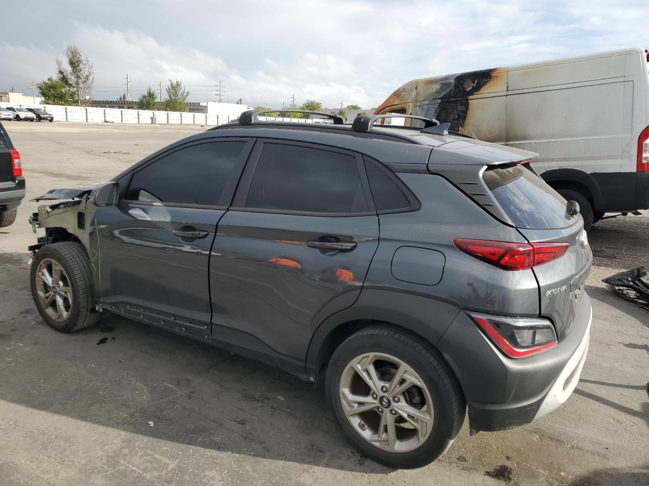 2022 Hyundai Kona - Image 2