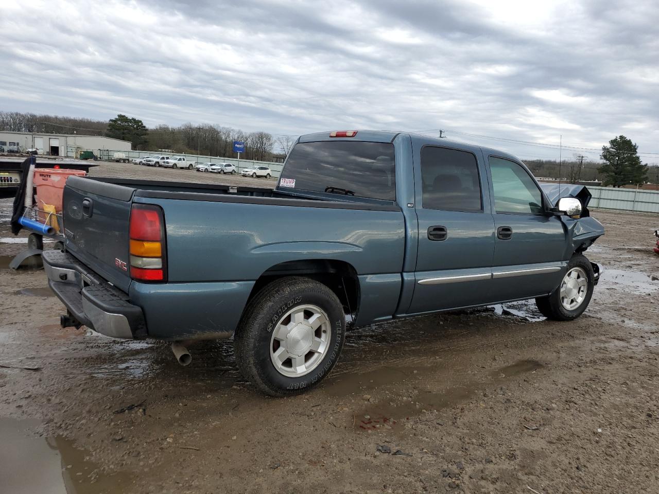 2007 GMC Sierra - Image 3