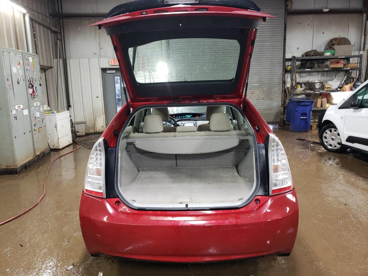 2011 Toyota Prius - Image 6