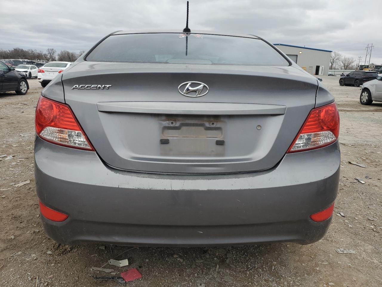 2014 Hyundai Accent - Image 6