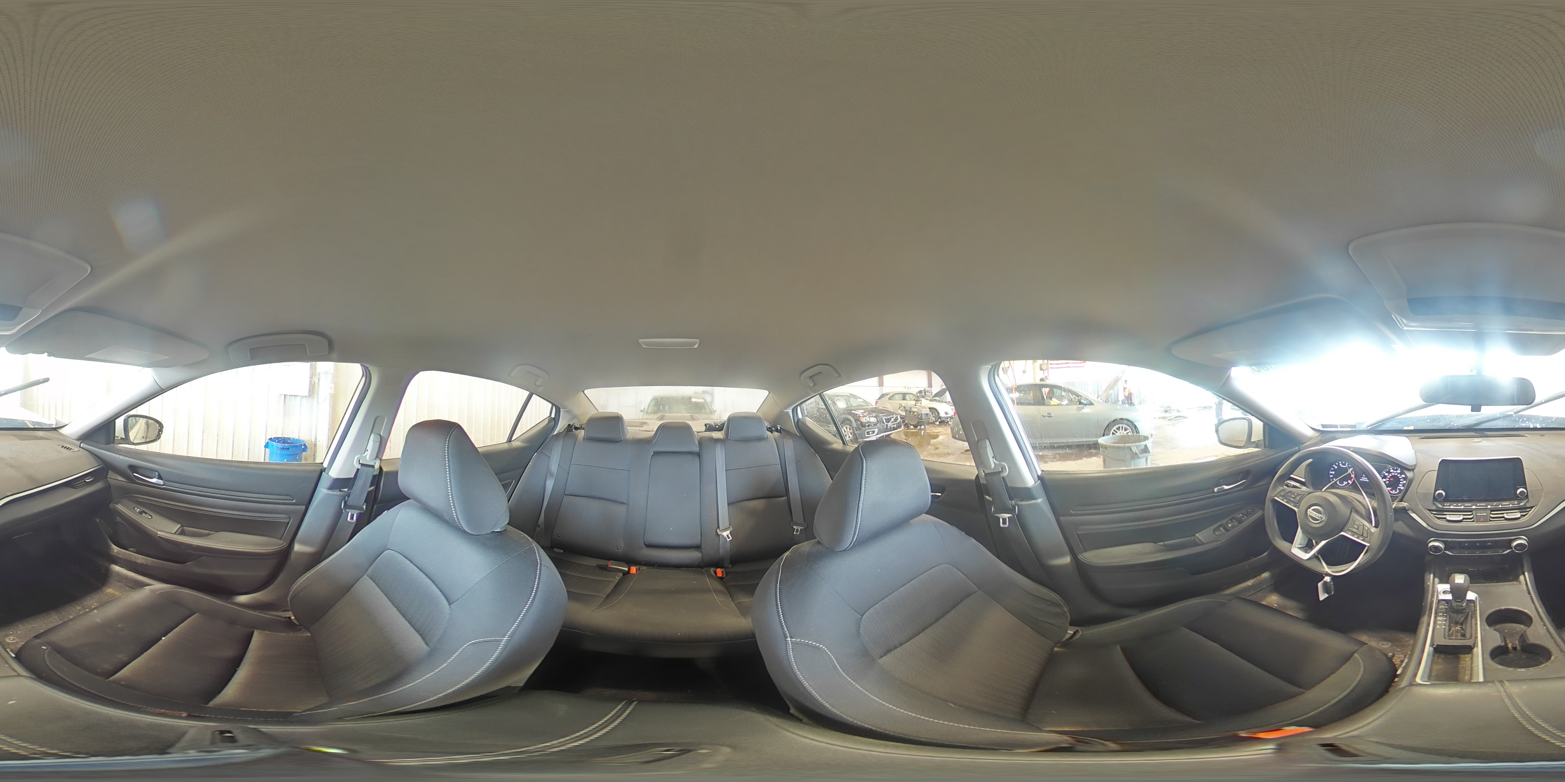 2019 Nissan Altima - Image 15