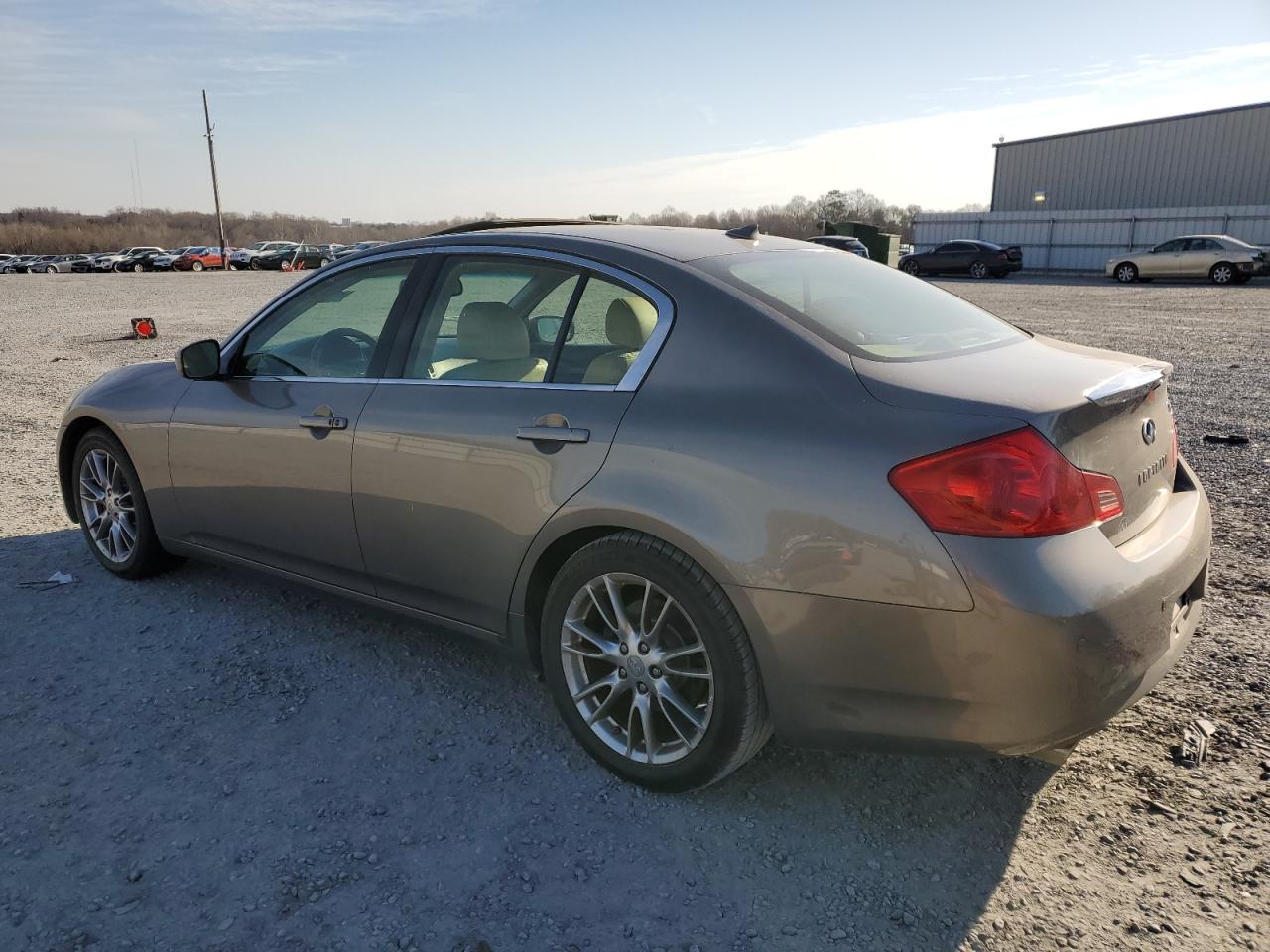 2013 Infiniti G - Image 2
