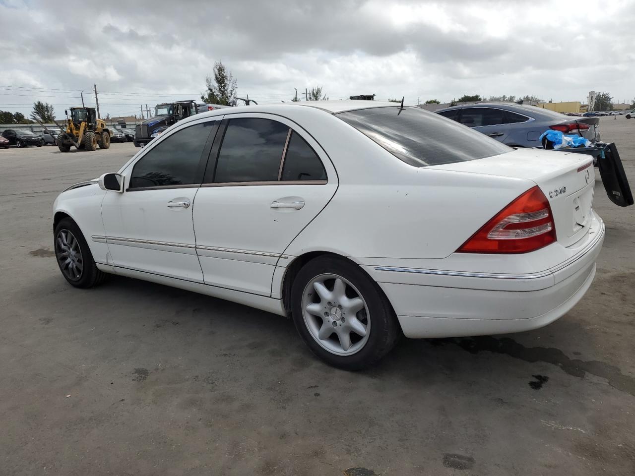 2002 Mercedes-Benz C-klasse - Image 2
