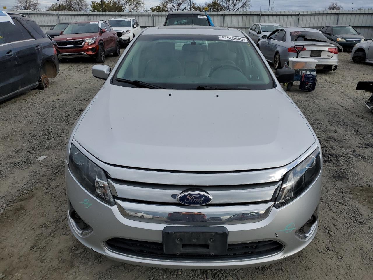 2010 Ford Fusion - Image 5