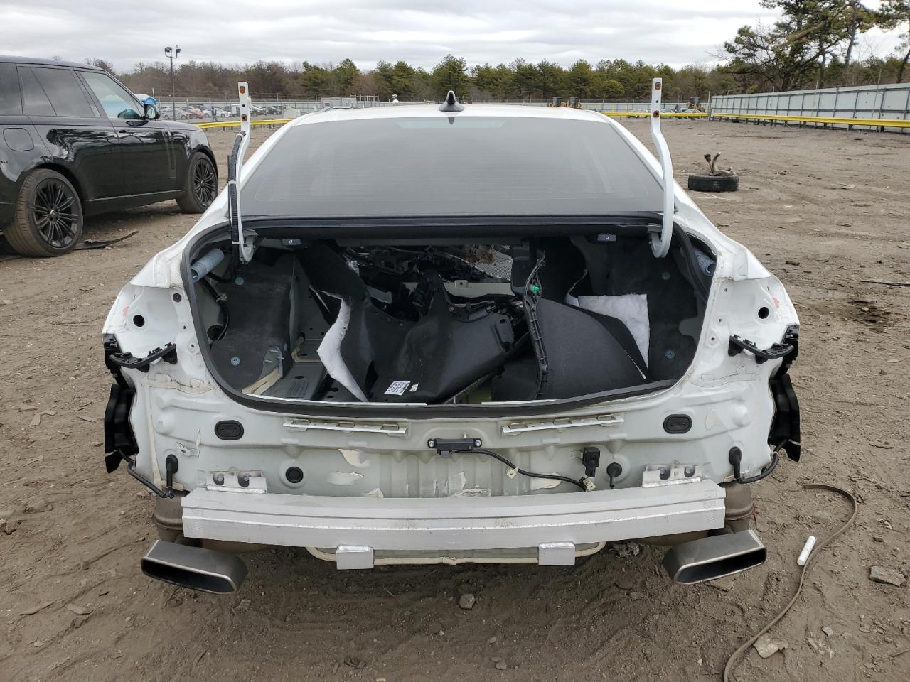 2022 Acura TLX - Image 6