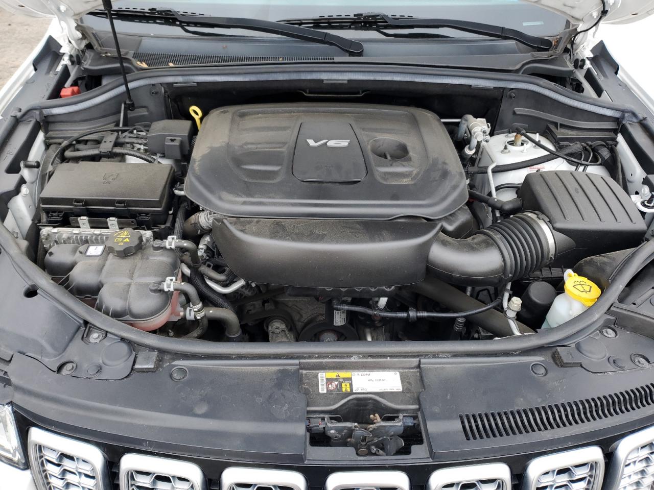 2018 Jeep Grand Cherokee - Image 12