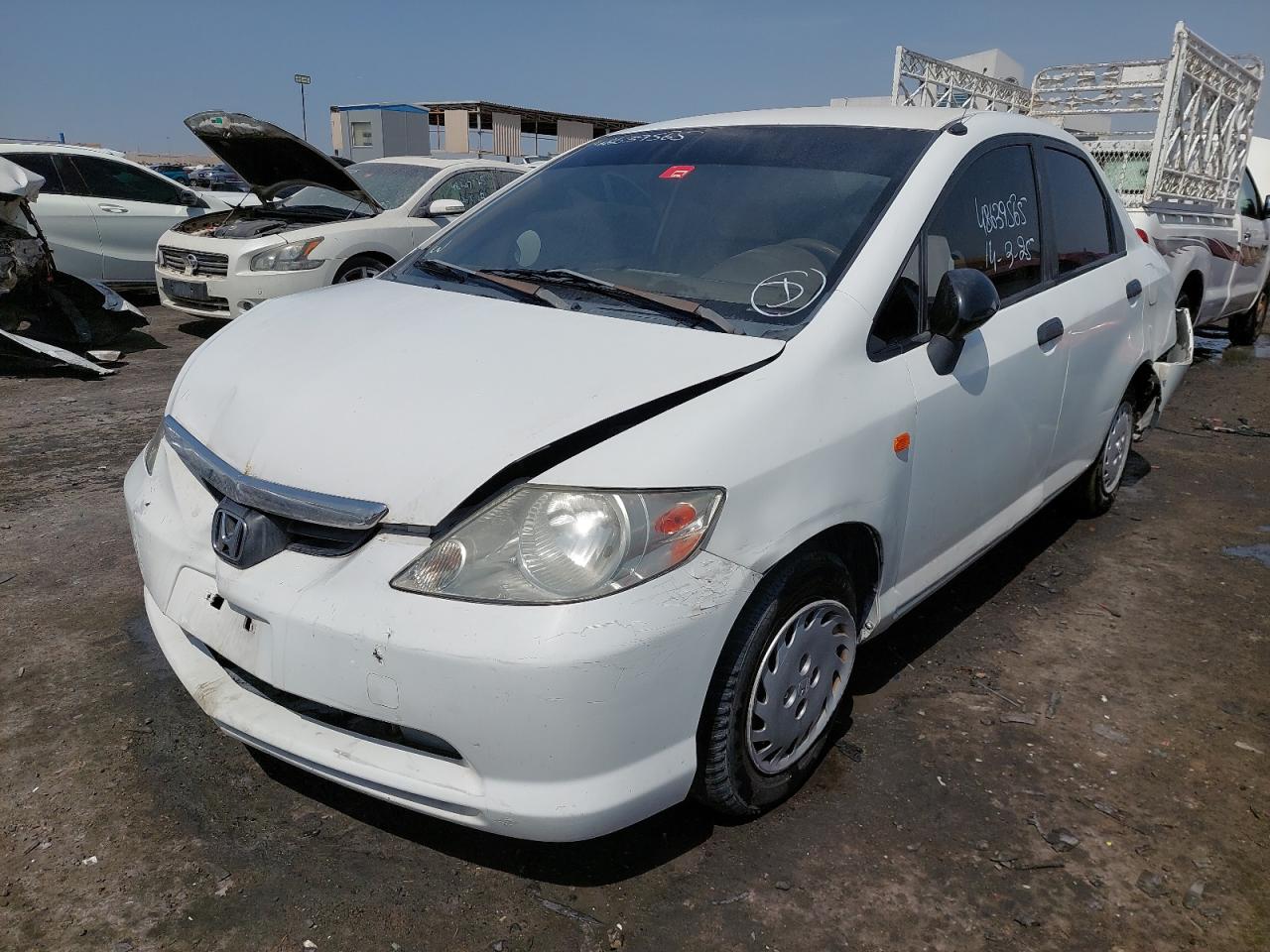MRHGD66245P020280 - 2005 Honda City - #48639565